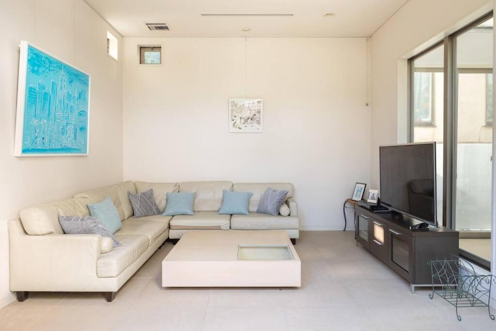 Okusawa Private House
